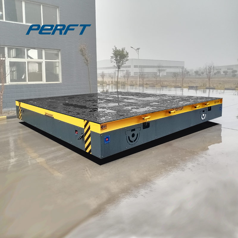 Electric remote control universal mobile cargo platform vehicle