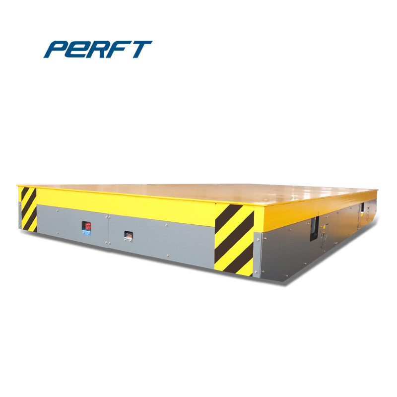 Intelligent traction equipment trackless flat car